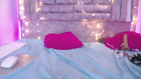 shaily_v online show from November 29, 2025, 9:45 am