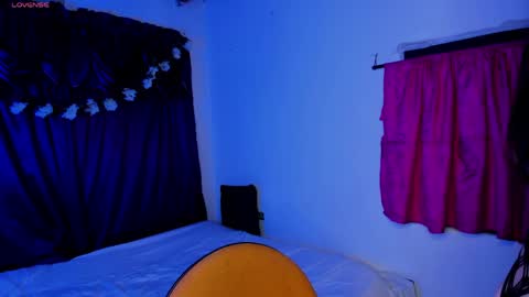 Shaira Clark online show from April 1, 2026, 1:17 am