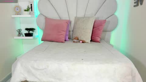 shairytovar online show from April 15, 2026, 5:47 am