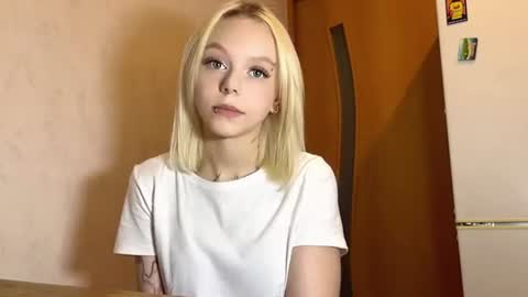 Snapshot of shakianitti chatting on August 9, 2026, 12:21 pm Nitti online show from August 9, 2026, 12:21 pm