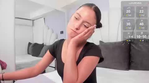 Shamara Thomson online show from September 23, 2025, 1:30 am