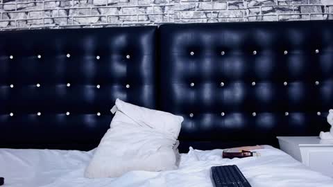 Catalina online show from January 19, 2025, 4:46 pm