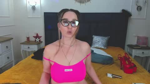 Svetlana ...........help me get 100 reactions before the end of the year Thumb up if you like me I appreciate it and thank you online show from February 19, 2025, 1:51 am