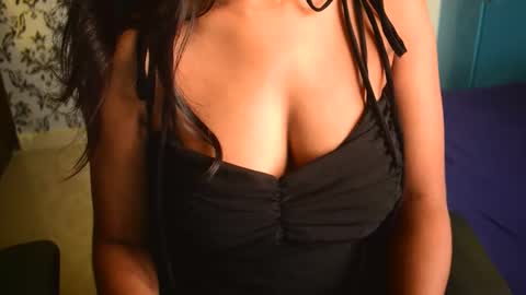 shanaya indian online show from September 26, 2025, 4:05 am
