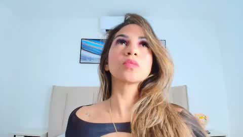 Snapshot of shanell_rousex chatting on December 2, 2025, 4:35 pm Shanell online show from December 2, 2025, 4:35 pm