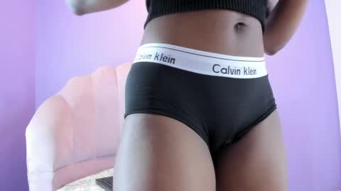 shanelle7 online show from April 21, 2026, 3:07 pm