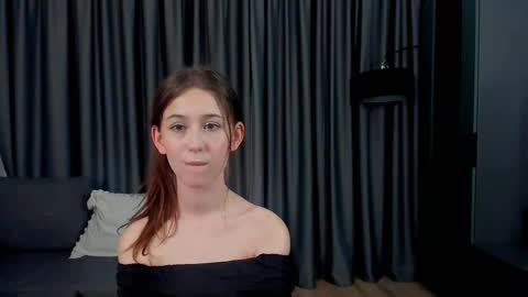 me name is Mia online show from December 16, 2025, 5:29 pm