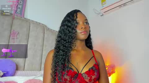 Snapshot of shanelwest7 chatting on April 23, 2026, 1:35 pm Shanel online show from April 23, 2026, 1:35 pm