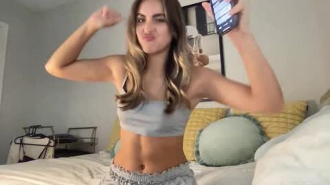 shaniandeagle_ online show from November 26, 2025, 11:50 pm