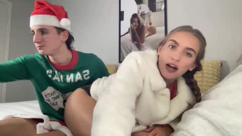 shaniandeagle_ online show from December 1, 2025, 11:21 pm