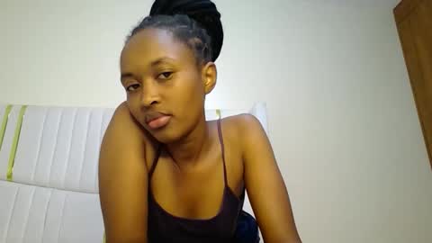 shanizz online show from February 19, 2025, 5:05 am