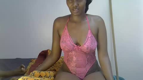 shanizz online show from April 20, 2026, 8:54 pm