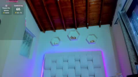 Shana online show from September 12, 2025, 2:17 pm