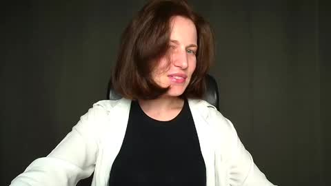 Snapshot of shannen_sweet chatting on May 6, 2026, 11:04 am Shannen online show from May 6, 2026, 11:04 am
