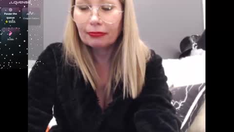 Shannon07 online show from January 6, 2026, 4:16 am