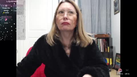 Shannon07 online show from April 13, 2026, 2:50 am