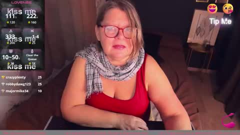 Shannon online show from September 19, 2025, 6:08 pm