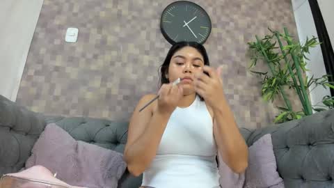 SHANON online show from November 3, 2025, 12:17 pm