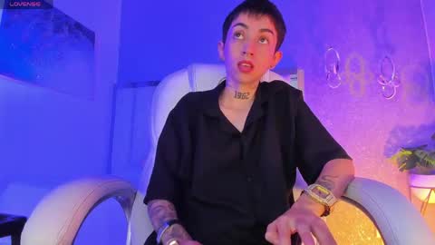 Shantal online show from May 20, 2026, 11:38 am