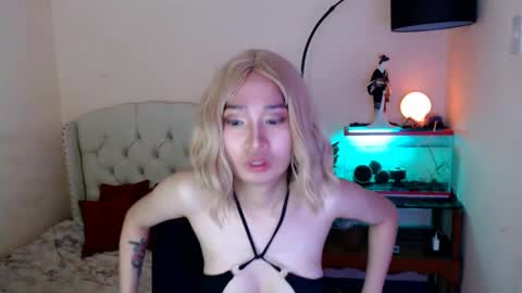 SHANTA FOX  s online show from February 9, 2025, 11:25 am