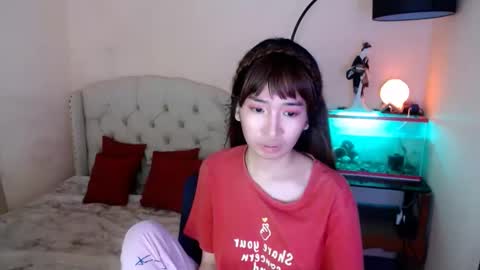 SHANTA FOX  s online show from March 11, 2025, 3:26 am