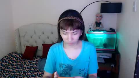 SHANTA FOX  s online show from January 12, 2026, 1:38 pm