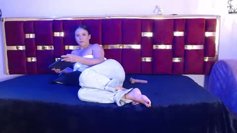 shantall 05 online show from February 3, 2026, 6:57 pm