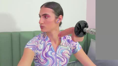  Shantall  online show from December 21, 2025, 11:12 pm