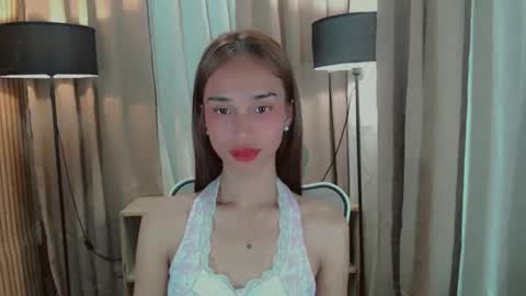 Snapshot of shantallfuckdoll chatting on June 5, 2026, 3:02 am shantallfuckdoll online show from June 5, 2026, 3:02 am