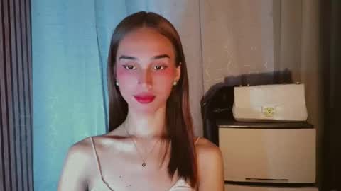 Snapshot of shantallfuckdoll chatting on June 9, 2026, 4:29 pm shantallfuckdoll online show from June 9, 2026, 4:29 pm