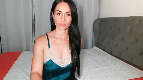 shantal online show from March 12, 2025, 2:20 am