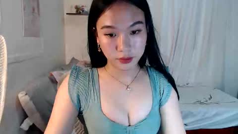 Snapshot of shantel_xx chatting on February 4, 2026, 2:12 pm Shantel online show from February 4, 2026, 2:12 pm