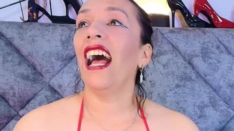 shantey online show from January 11, 2026, 4:01 pm