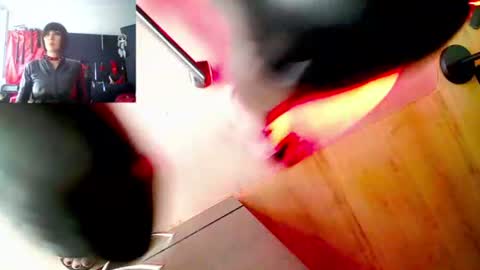 Snapshot of shapeshifters_hq chatting on July 30, 2026, 12:37 pm Shapeshifters HQ online show from July 30, 2026, 12:37 pm