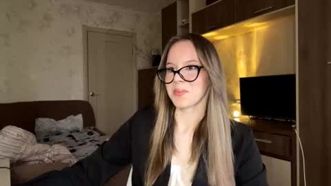 Arina online show from March 6, 2026, 8:22 am