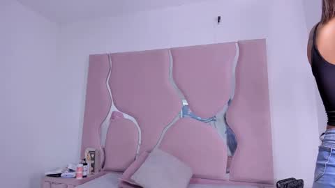 Sharith online show from April 12, 2026, 9:20 pm