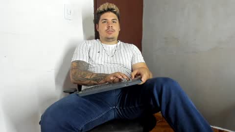 jhon deibyd online show from January 9, 2025, 1:13 pm