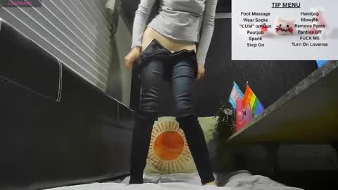 Snapshot of sharkysimon chatting on November 11, 2025, 3:39 am sharkysimon online show from November 11, 2025, 3:39 am