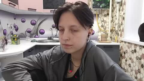 Snapshot of sharleenyodis chatting on June 6, 2026, 5:06 pm Sara online show from June 6, 2026, 5:06 pm
