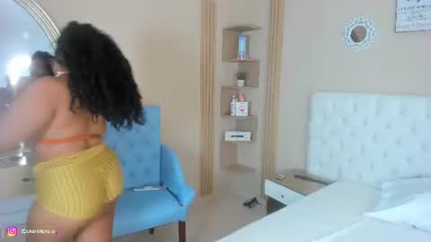 Snapshot of sharlot_evans_ chatting on July 1, 2026, 12:29 pm Sharlot online show from July 1, 2026, 12:29 pm