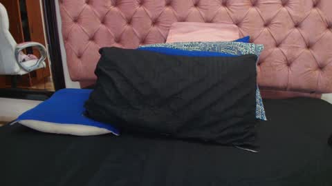 Sharlott online show from January 21, 2025, 11:56 am