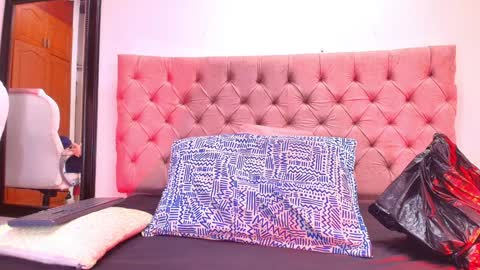 Sharlott online show from February 2, 2025, 12:13 pm