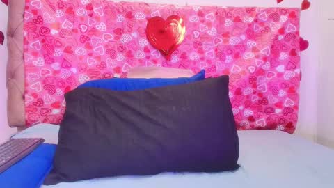 Sharlott online show from February 15, 2025, 12:01 pm