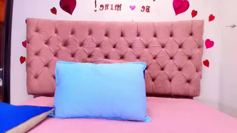 Sharlott online show from February 28, 2025, 11:58 am