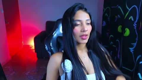 Pamela online show from April 8, 2026, 3:50 am