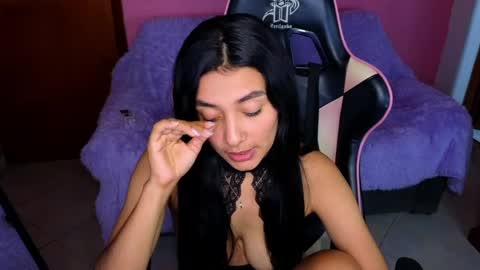 Pamela online show from April 29, 2026, 2:21 pm