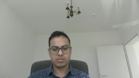 sharmamanxyz online show from March 11, 2025, 9:45 am