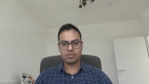 sharmamanxyz online show from March 11, 2025, 12:50 pm