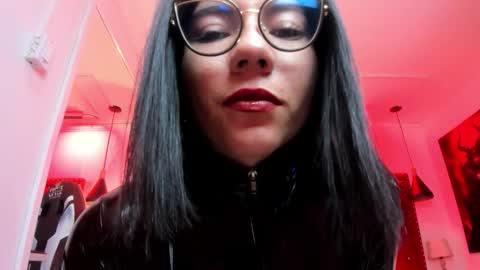 Snapshot of sharon_nyx chatting on September 25, 2025, 12:53 pm Sharon online show from September 25, 2025, 12:53 pm