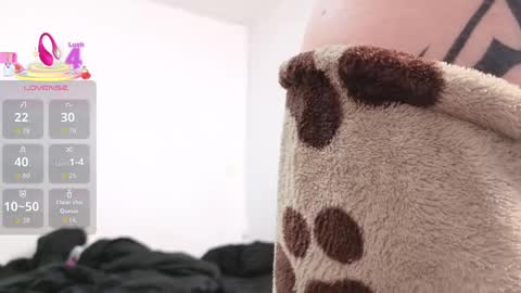 Snapshot of sharonblack_ chatting on March 23, 2026, 9:02 am kitsune online show from March 23, 2026, 9:02 am